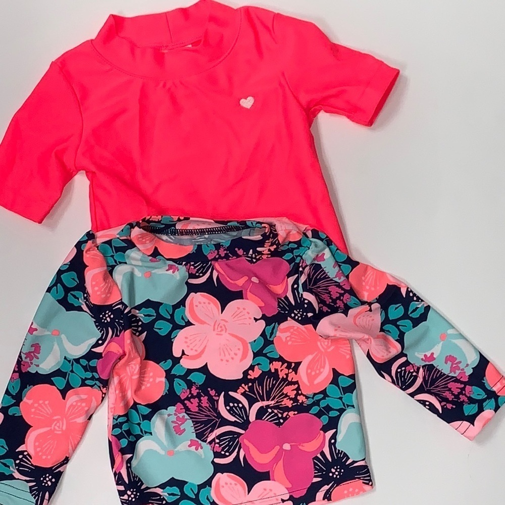 CARTER’S RASH-GUARDS - Picture 1 of 8